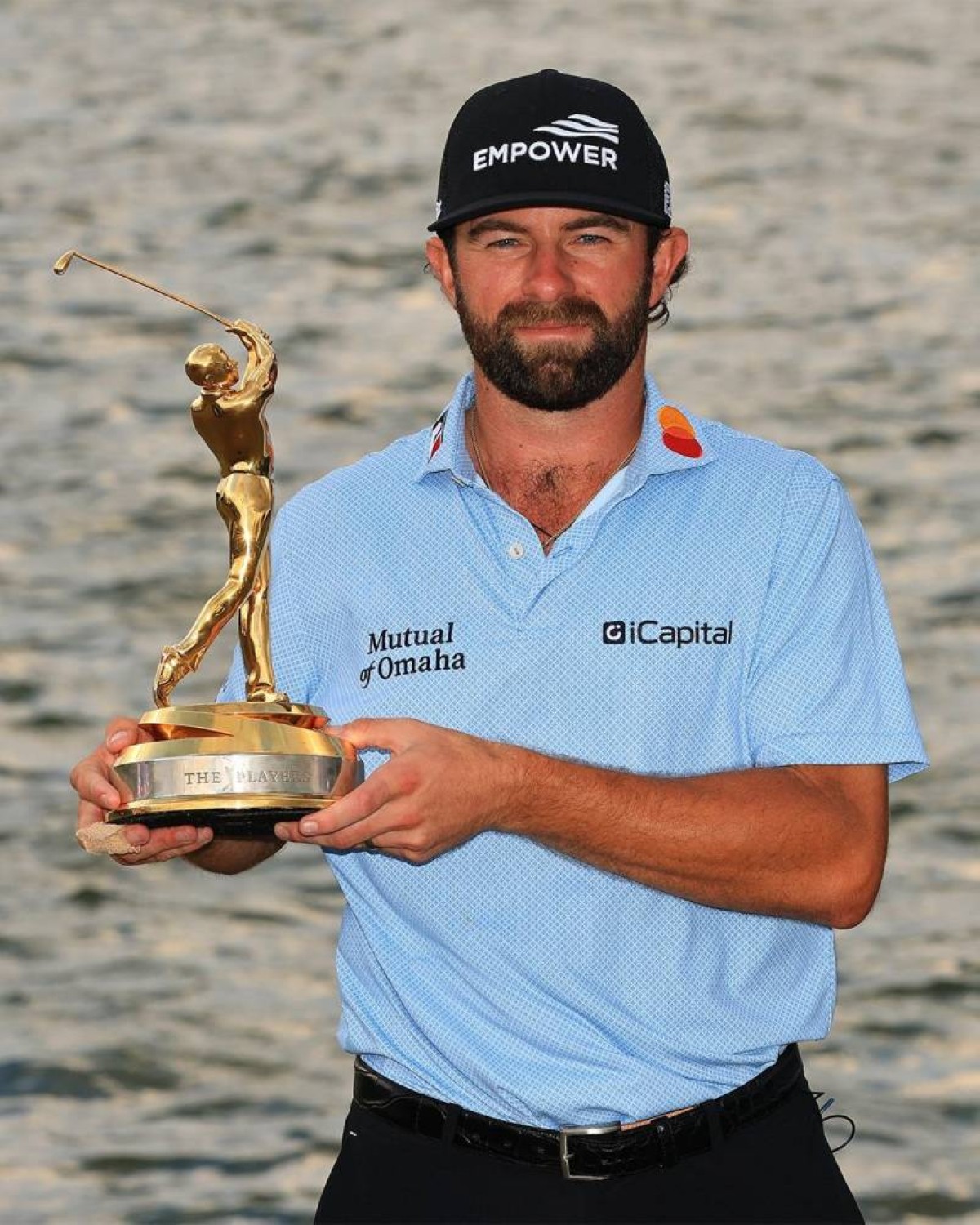 نجوم «السباق إلى دبي» للغولف يتألقون في بطولة «ذا بلايرز» الأميركية