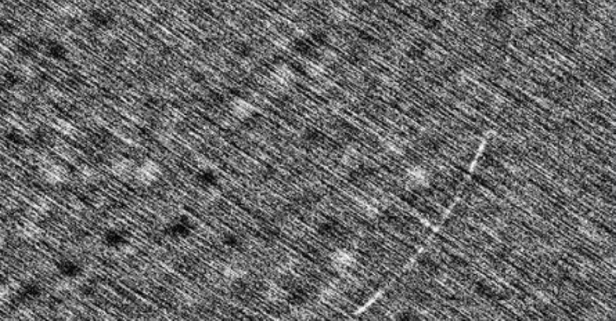 أول صورة لهلال شهر شوال بعد غروب الشمس