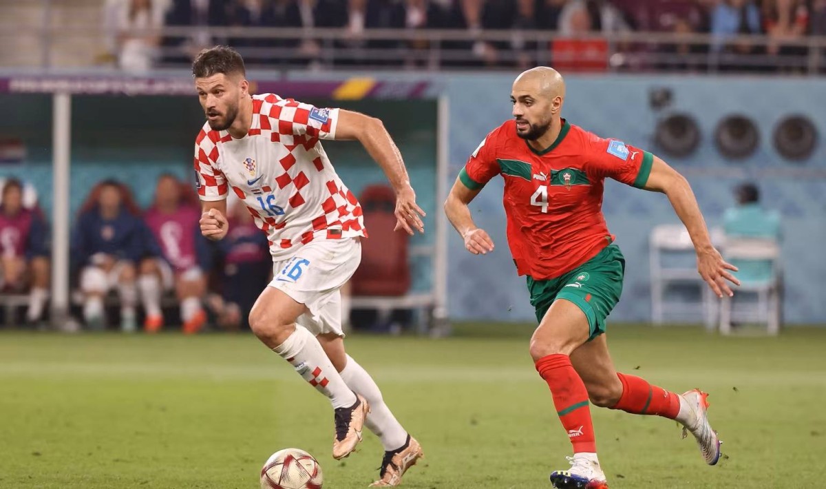 لاعبون لا يعرفون التعب