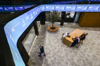 تحديث أوزان الشركات على سوق دبي المالي "العام" و"الإسلامي"