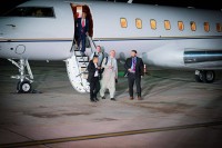 الإمارات تستضيف عملية الإفراج عن مواطن أمريكي من أفغانستان