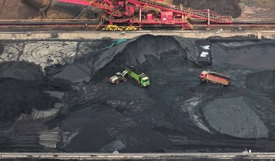 آسيا تعود إلى الفحم في ظل أزمة الطاقة جراء صراع الشرق الأوسط