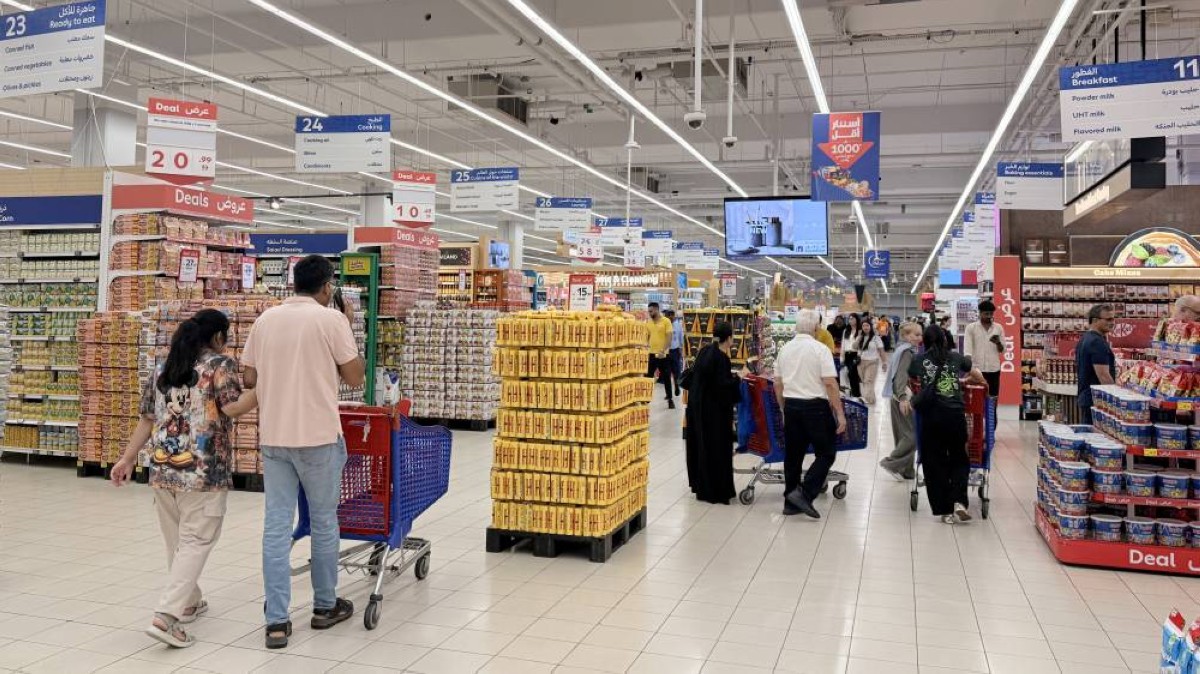 8168 جولة رقابية لضمان إمدادات السلع واستقرار الأسعار بالإمارات