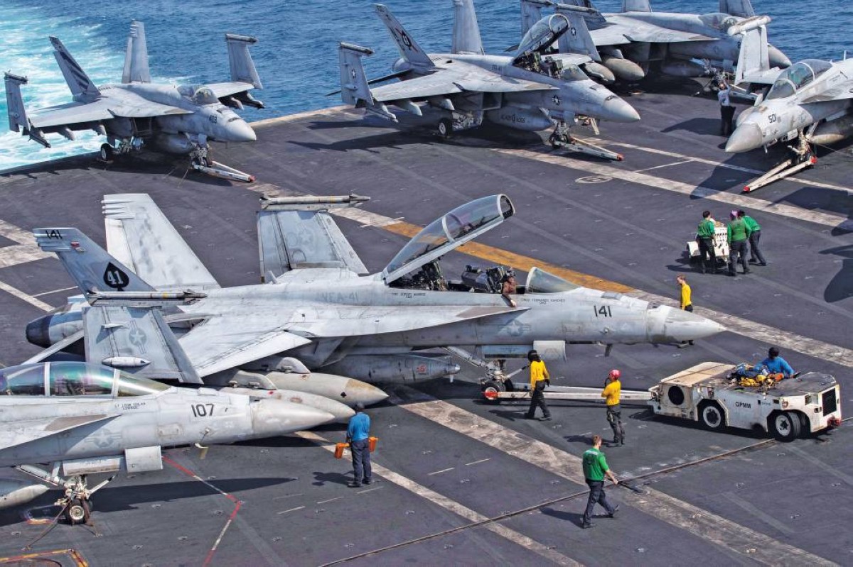 إيران تحت القصف.. وقف الهجمات يقتصر على منشآت الطاقة