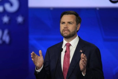 لماذا تفضّل إيران التفاوض مع جيه دي فانس بدلاً من كوشنر وويتكوف؟