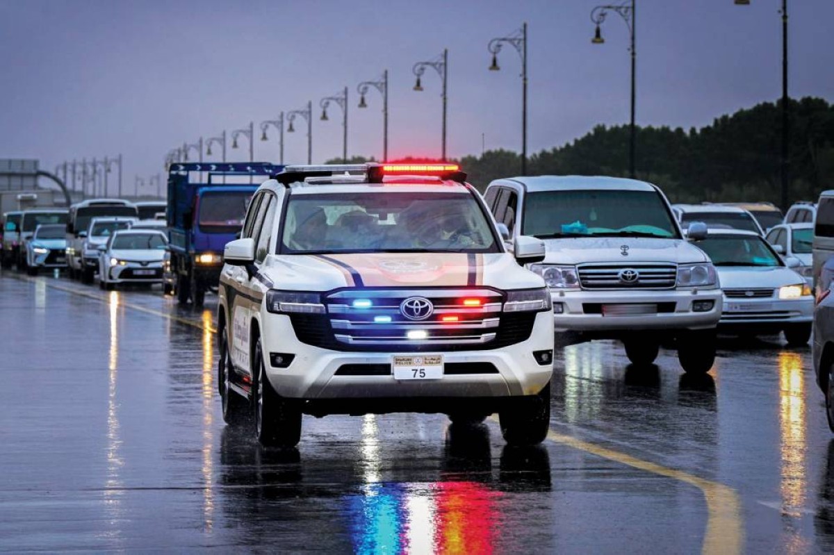 دوريات شرطة الشارقة.. عمل دؤوب