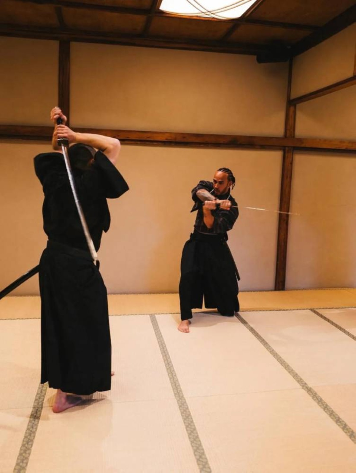 هاميلتون يتدرب مع ساموراي