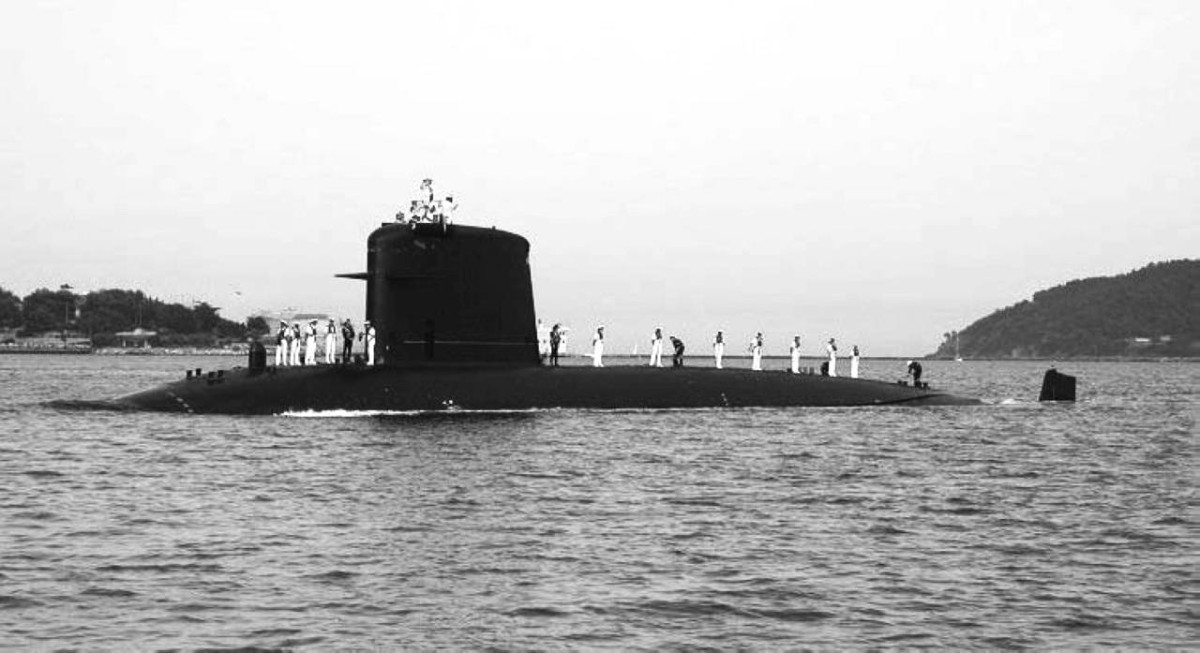 1967 -  فرنسا تدشن أول غواصة نووية.