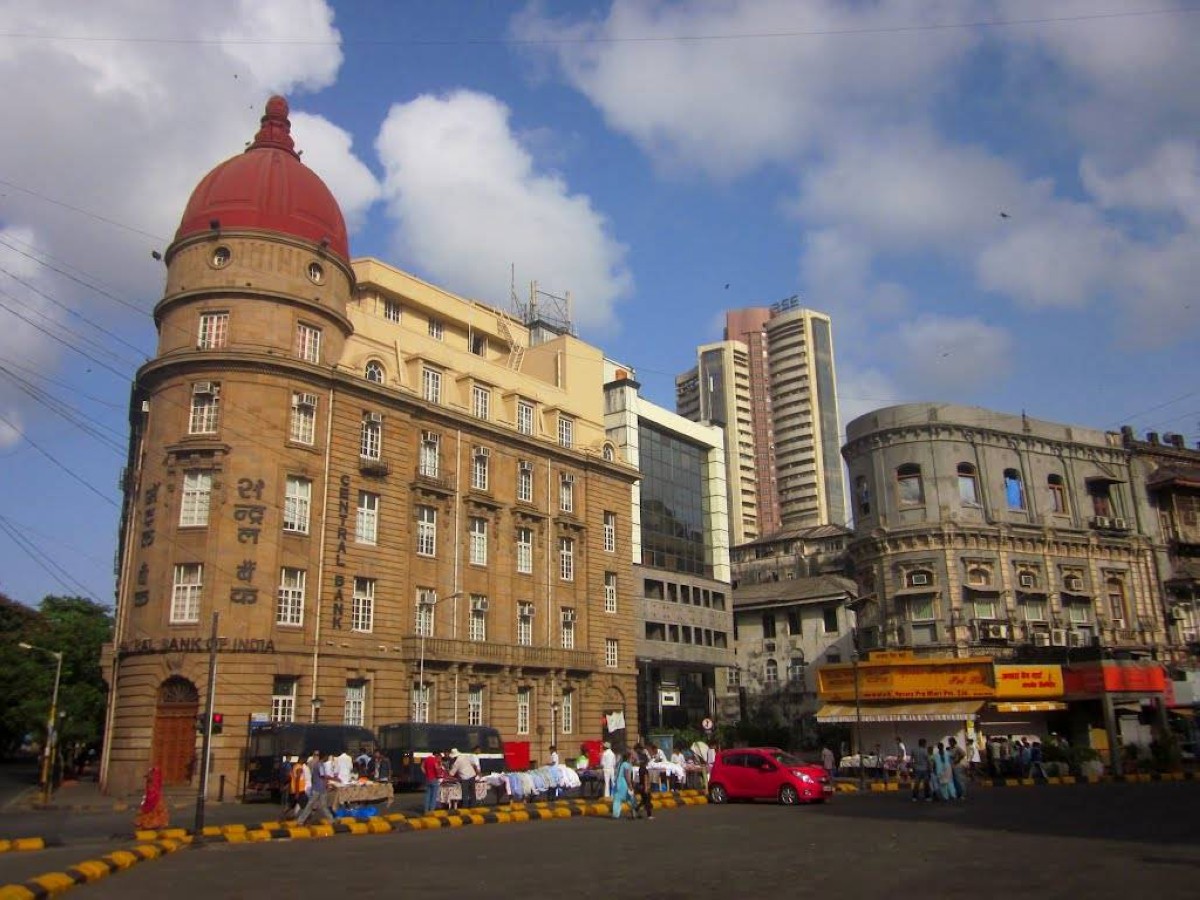 البنوك الهندية تطلب من المركزي مهلة 3 أشهر للالتزام بحدود مراكز العملات الأجنبية