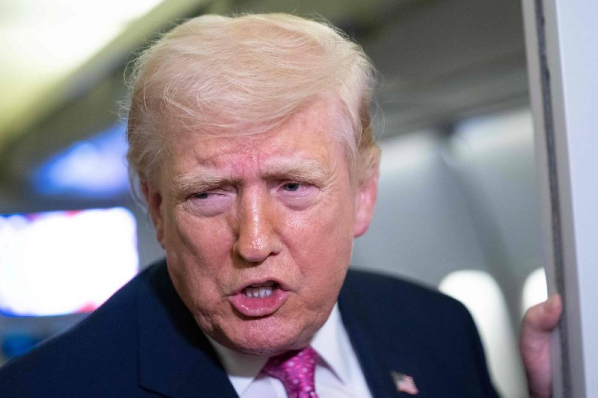 وول ستريت جورنال: ترامب مستعد لإنهاء حرب إيران حتى مع بقاء مضيق هرمز مغلقاً