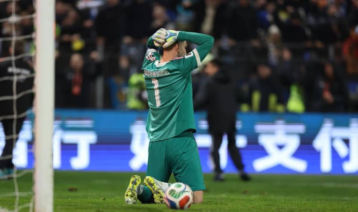 فيفا: إيطاليا تغرق في الألم بعد مأساة رياضية