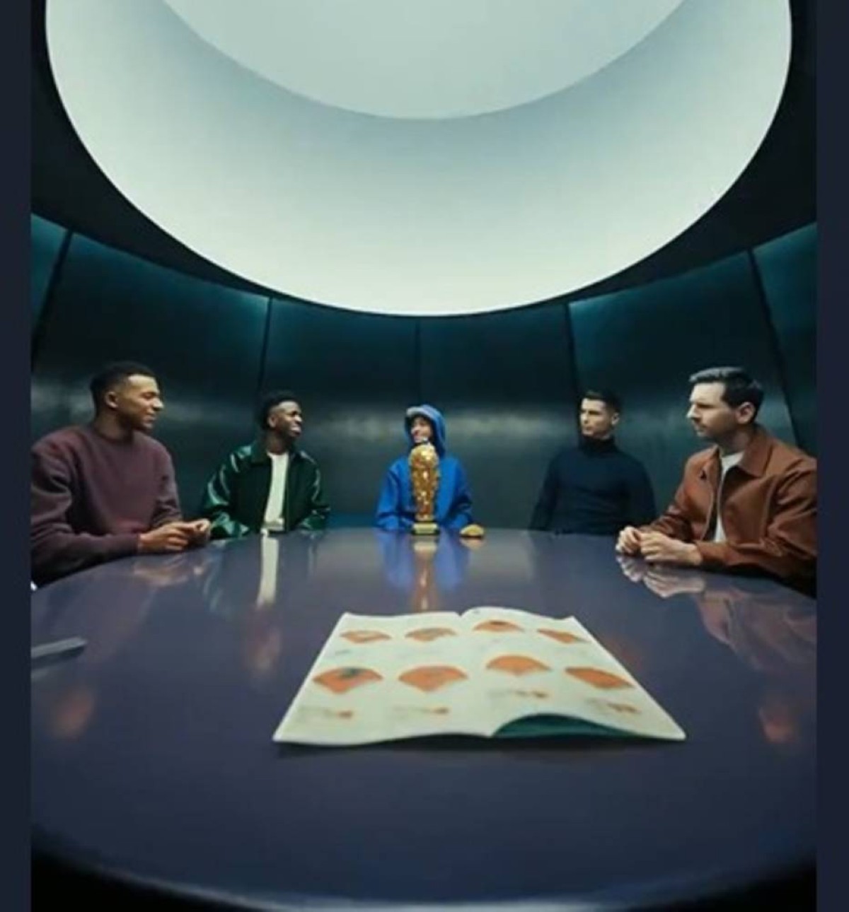 إعلان يجمع الكبار قبل المونديال «فيديو»