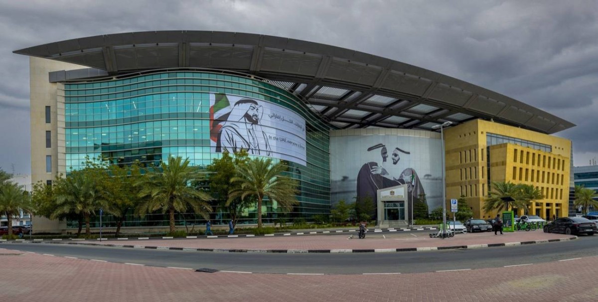 121 خدمة رقمية لمتعاملي «البنية التحتية»