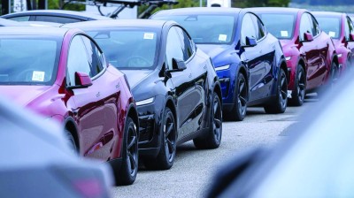 هل يُسرّع ارتفاع سعر النفط التحوّل نحو السيارات الكهربائية؟