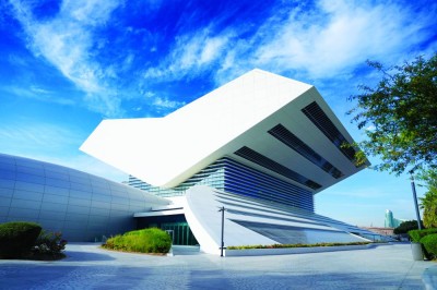 جلسات وندوات وورش غنية بالمعرفة