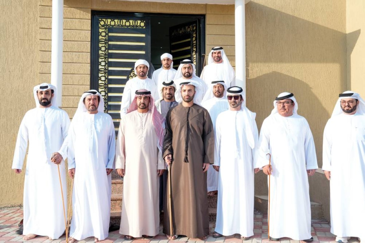 ولي عهد رأس الخيمة يزور أحمد علي الحبسي