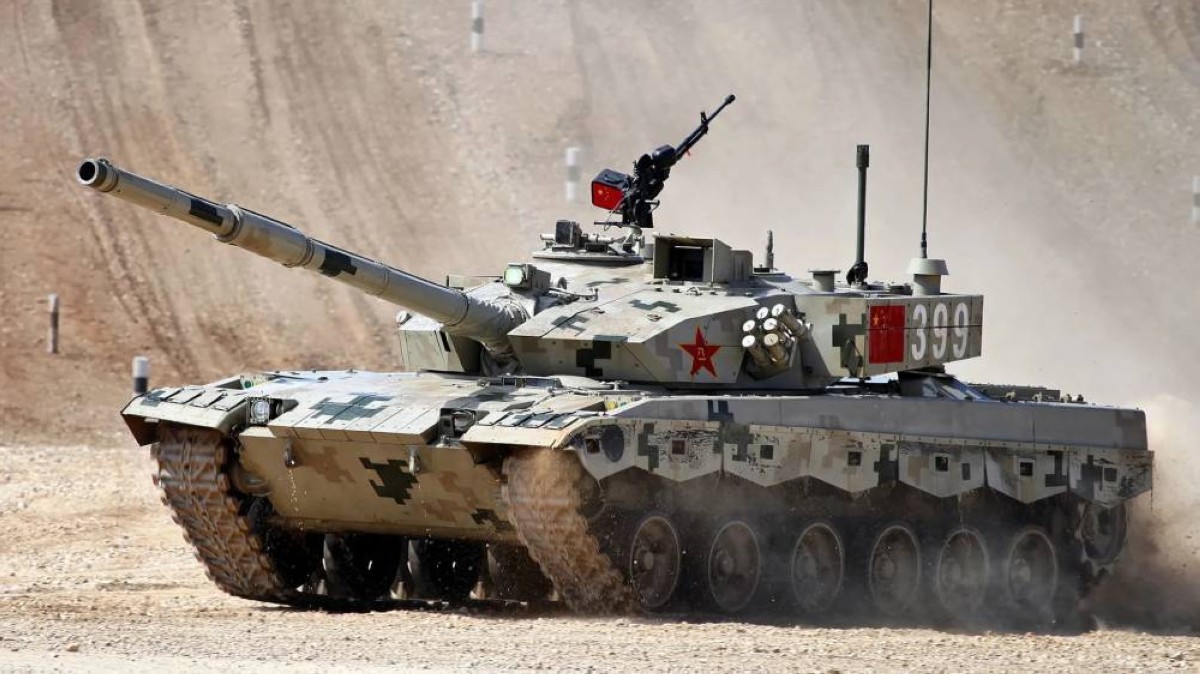 أسطول مدرع.. الصين تحوّل دباباتها القديمة إلى حصون لا تُقهر