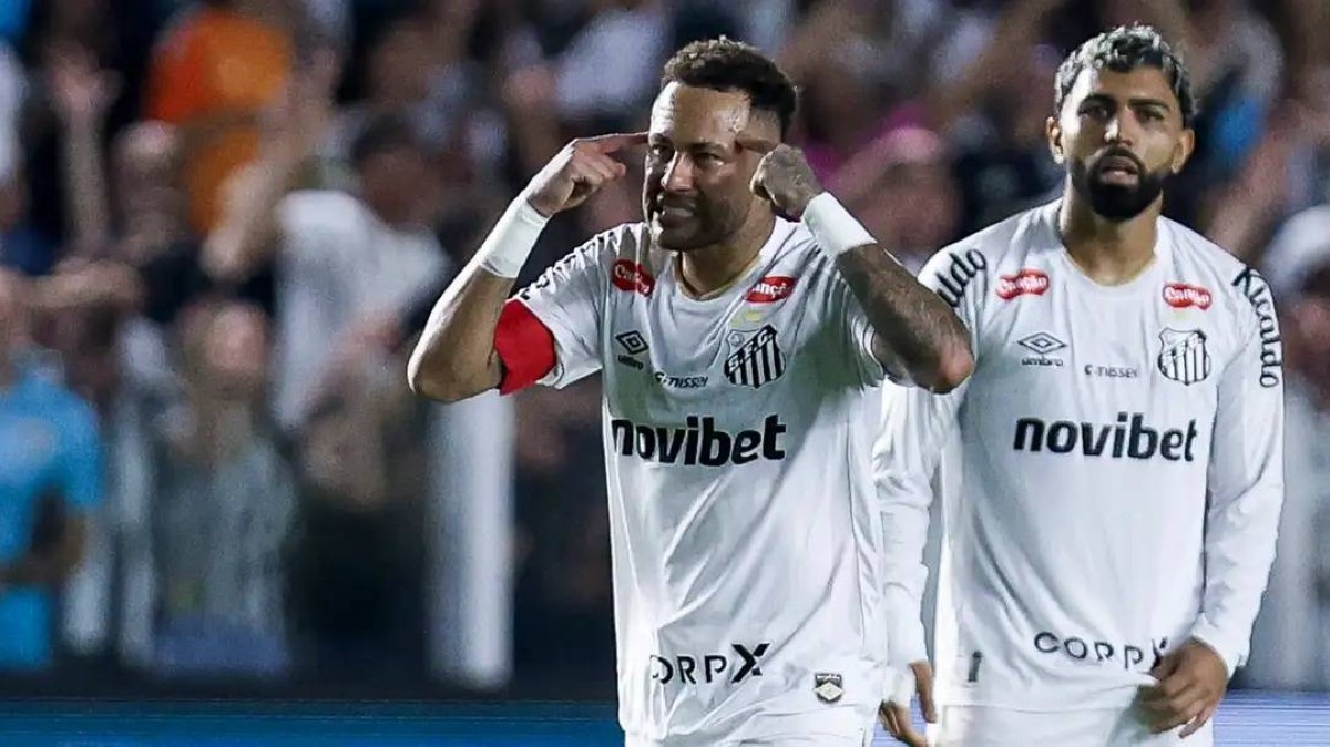 نيمار «تحت النار».. اتهامات للنجم البرازيلي بإهانة النساء