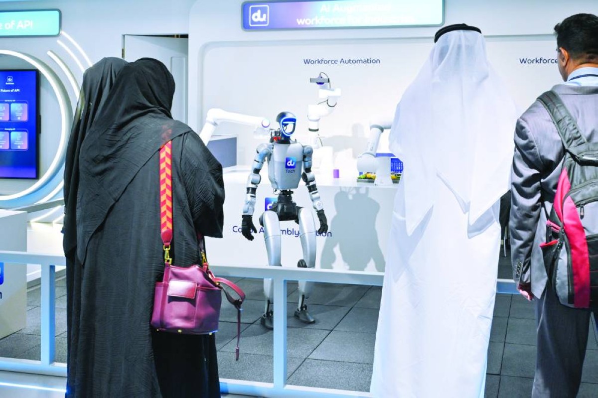 الروبوتات أصبحت أدوات فاعلة تتفاعل مع البشر في مختلف جوانب حياتهم اليومية