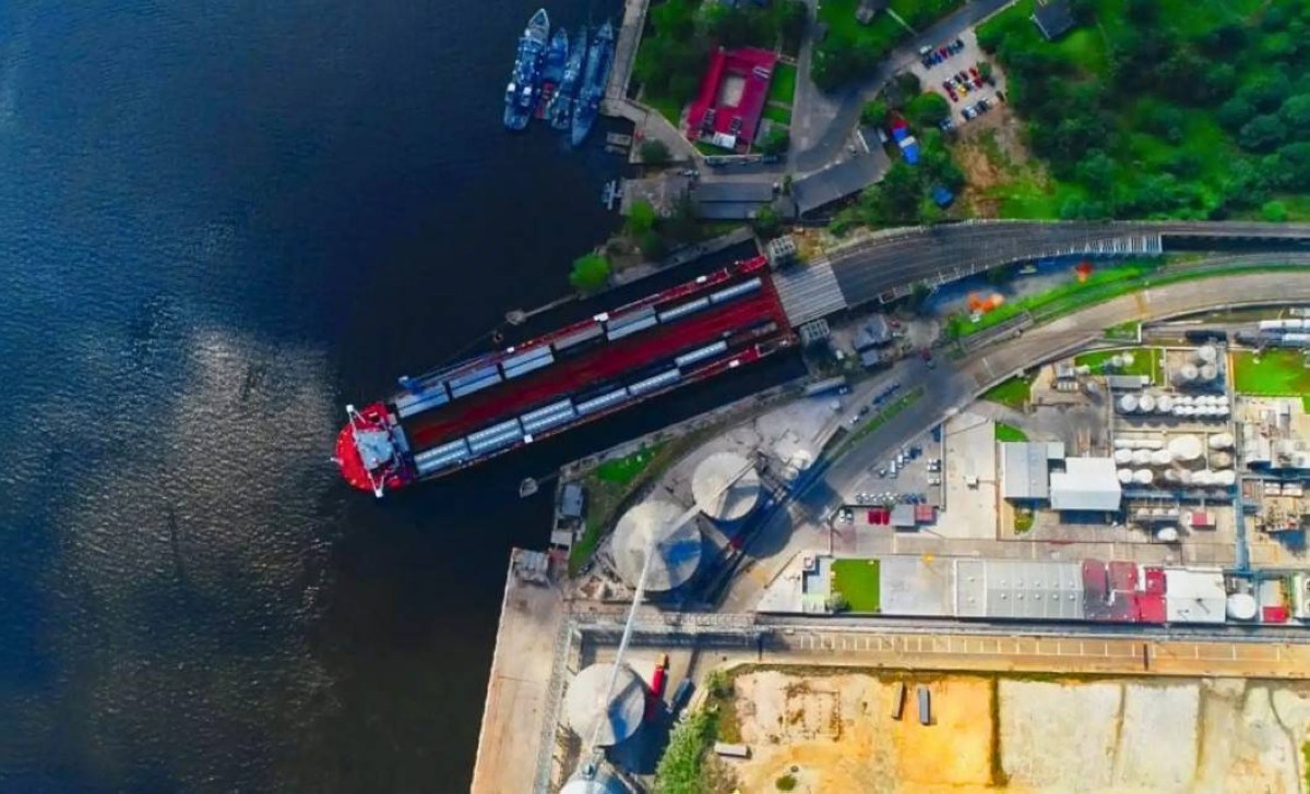 من البحر إلى السكك الحديد.. ممر جديد يقلب موازين الشحن العالمي