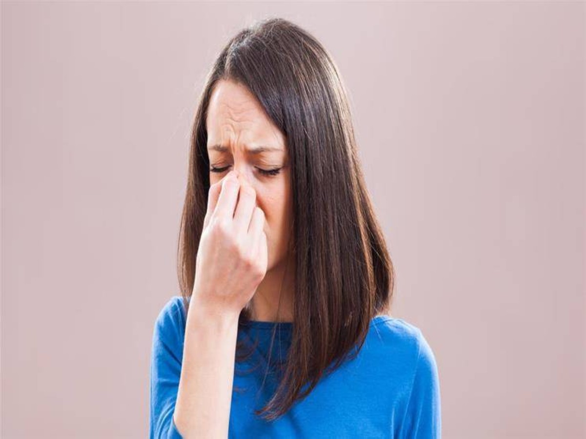 خرف مبكر بسبب حك الأنف