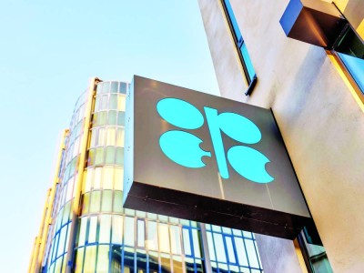 «أوبك+» تعدل مستويات إنتاج النفط بزيادة 206 آلاف برميل يومياً اعتباراً من مايو