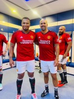 فريق لـ«الهواة» يضم أساطير وعواجيز الدوري الإنجليزي