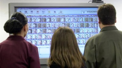 النساء يتفوقن على الرجال في تذكر الوجوه والتفاصيل