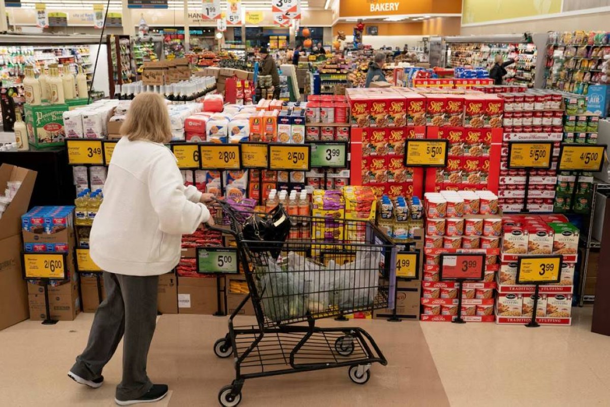 تراجع غير مسبوق في تقييم الأمريكيين للاقتصاد يثير قلق الجمهوريين