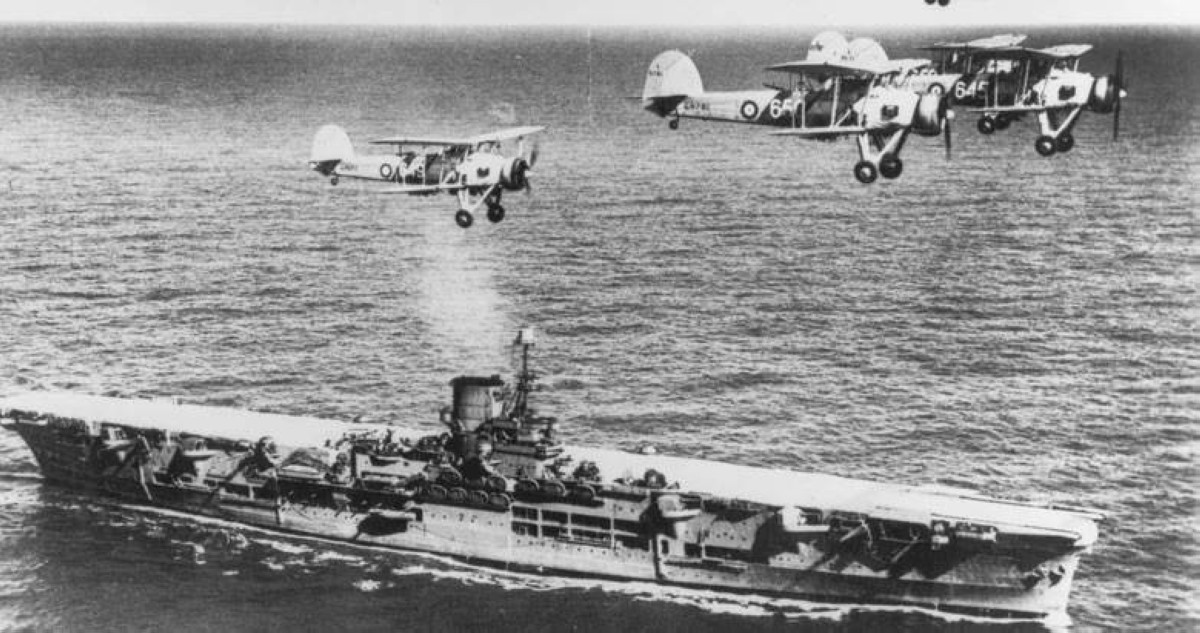 سلاح غيّر التاريخ.. كيف قلبت حاملات الطائرات موازين الحروب؟