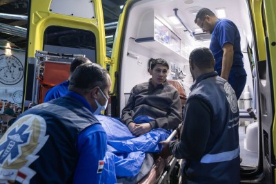 المستشفى الإماراتي العائم يستقبل 5 مرضى جدداً من غزة ليرتفع الإجمالي إلى 66 مريضاً