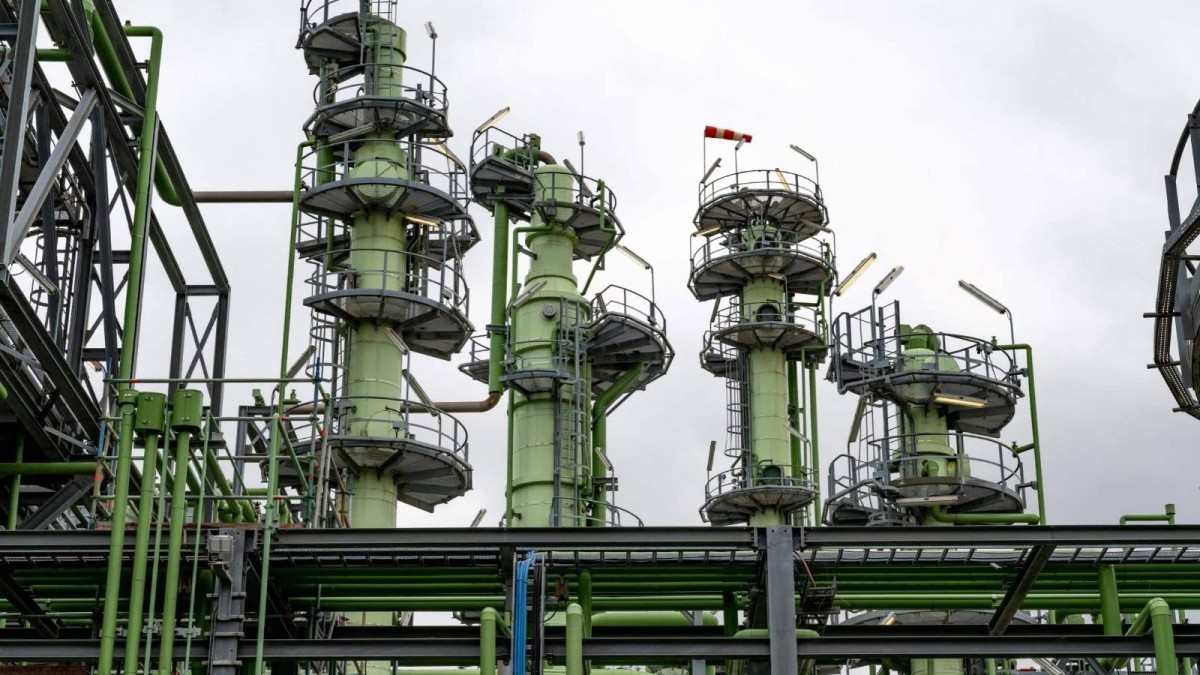 النفط الفوري عند مستوى قياسي قرب 150 دولاراً مع تفاقم أزمة هرمز