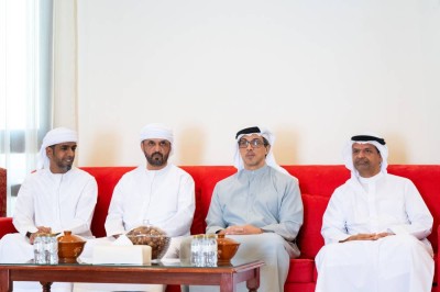 منصور بن زايد يعزي في وفاة نشبة سالم العامري