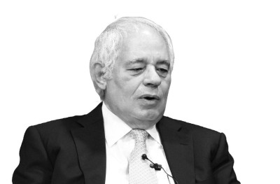 كامل يوسف يرحل تاركاً بصمة بارزة في الترجمة والصحافة والأدب