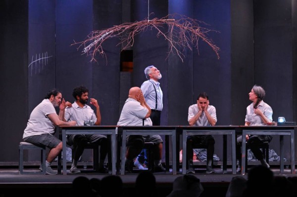 الحراك الثقافي الإماراتيأشرعة شامخة في مهب التحديات