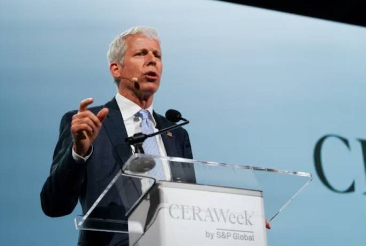 وزير الطاقة الأمريكي يتوقع أن يصل سعر النفط إلى ذروته خلال أسابيع