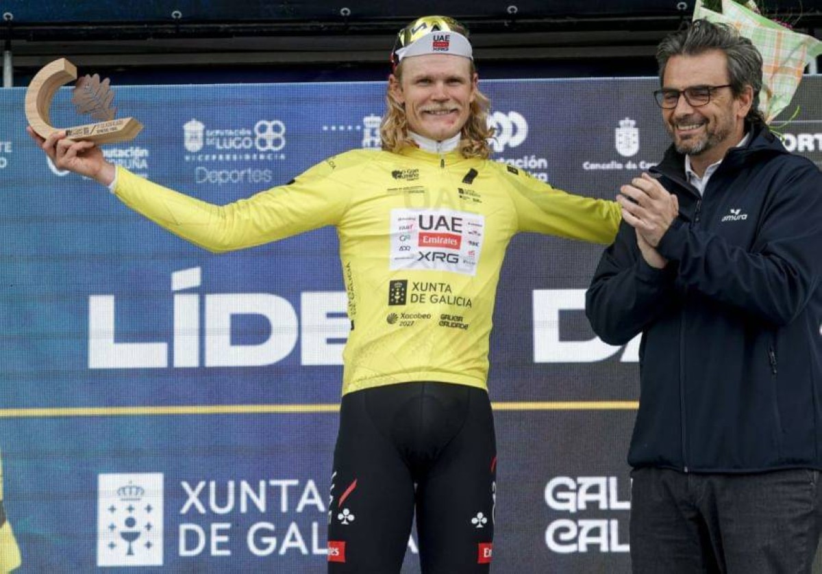 «الإمارات للدراجات» يتصدر المرحلة الأولى من طواف «أو جران كامينيو» بإسبانيا