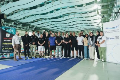 «أبوظبي للرياضات المائية» يطلق برنامجاً لتطوير مدربي السباحة بخبرات عالمية