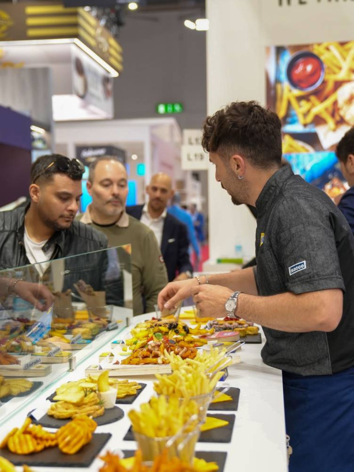 16 مليار يورو قيمة سوق خدمات الأغذية في الإمارات خلال 2025