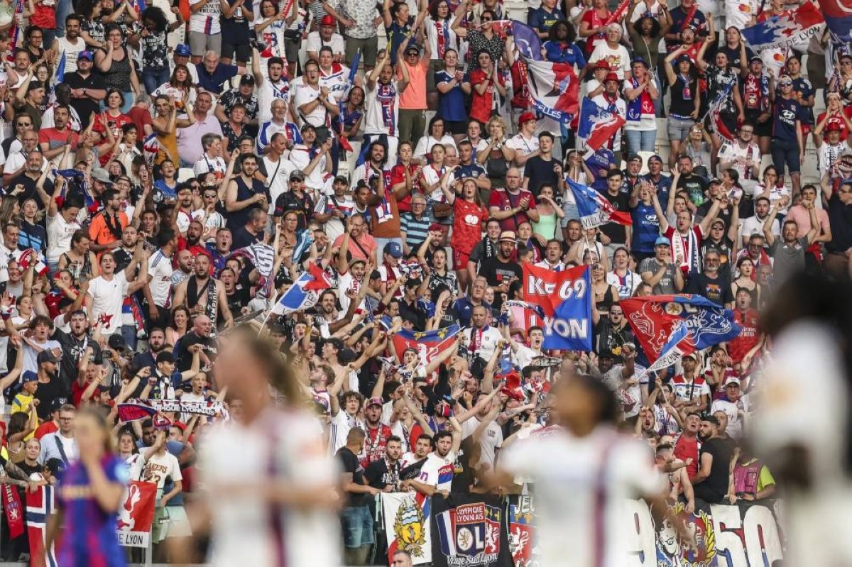 منع جماهير ليون من حضور مواجهة باريس سان جيرمان