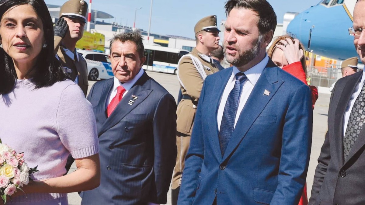 حكاية رجل يسهّل إبرام صفقة بقيمة «20 مليار دولار في 20 دقيقة»