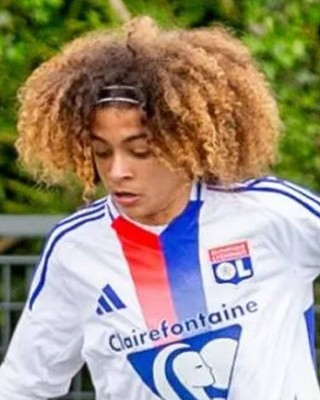 مهارات استثنائية.. إيدين شرقي اسم جديد يفرض حضوره مبكراً (فيديو)