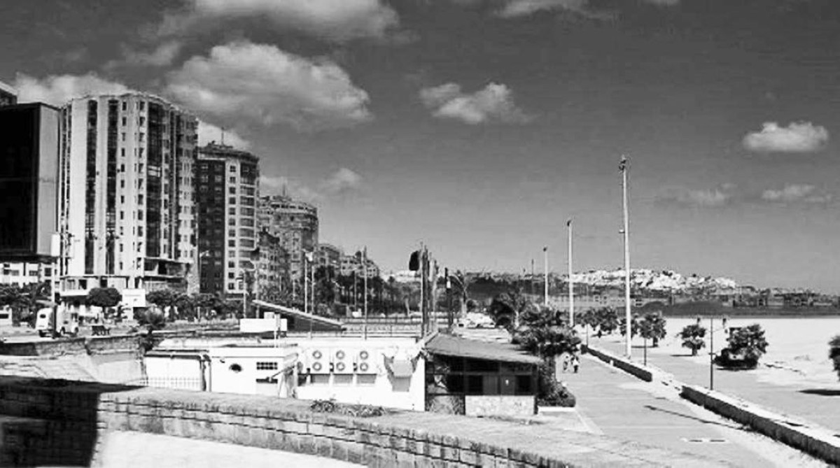 1960 استقلال طنجة وضمها إلى المغرب
