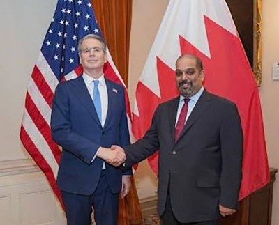 وزير مالية البحرين يبحث مع وزير الخزانة الأمريكي التعاون الاقتصادي بين البلدين