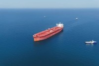 بيانات: حركة الشحن عبر مضيق هرمز لا تزال متوقفة