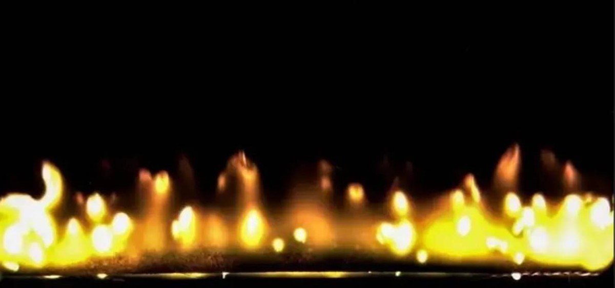 تلعب بالنار.. لماذا تخطط ناسا لإشعال الحرائق على سطح القمر؟