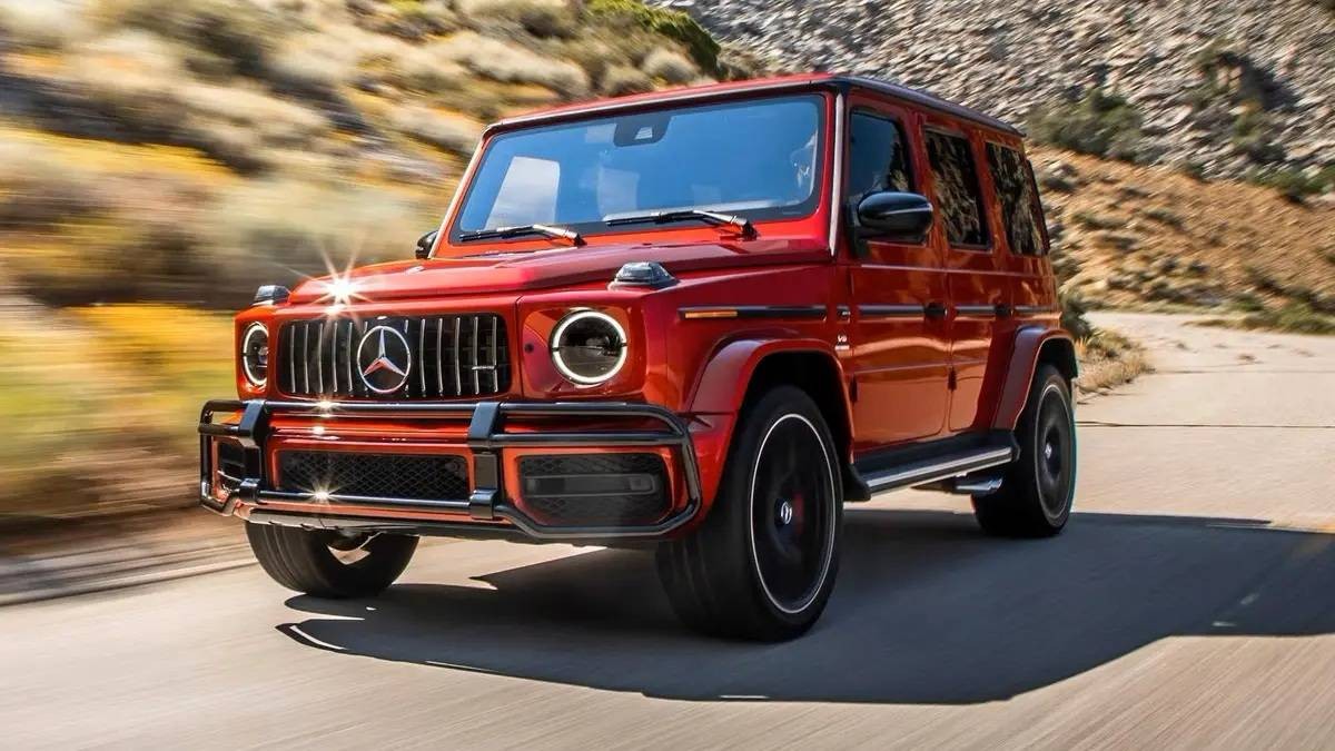 مرسيدس تستدعي 9 آلاف سيارة «جي كلاس» لعيوب في العجلات