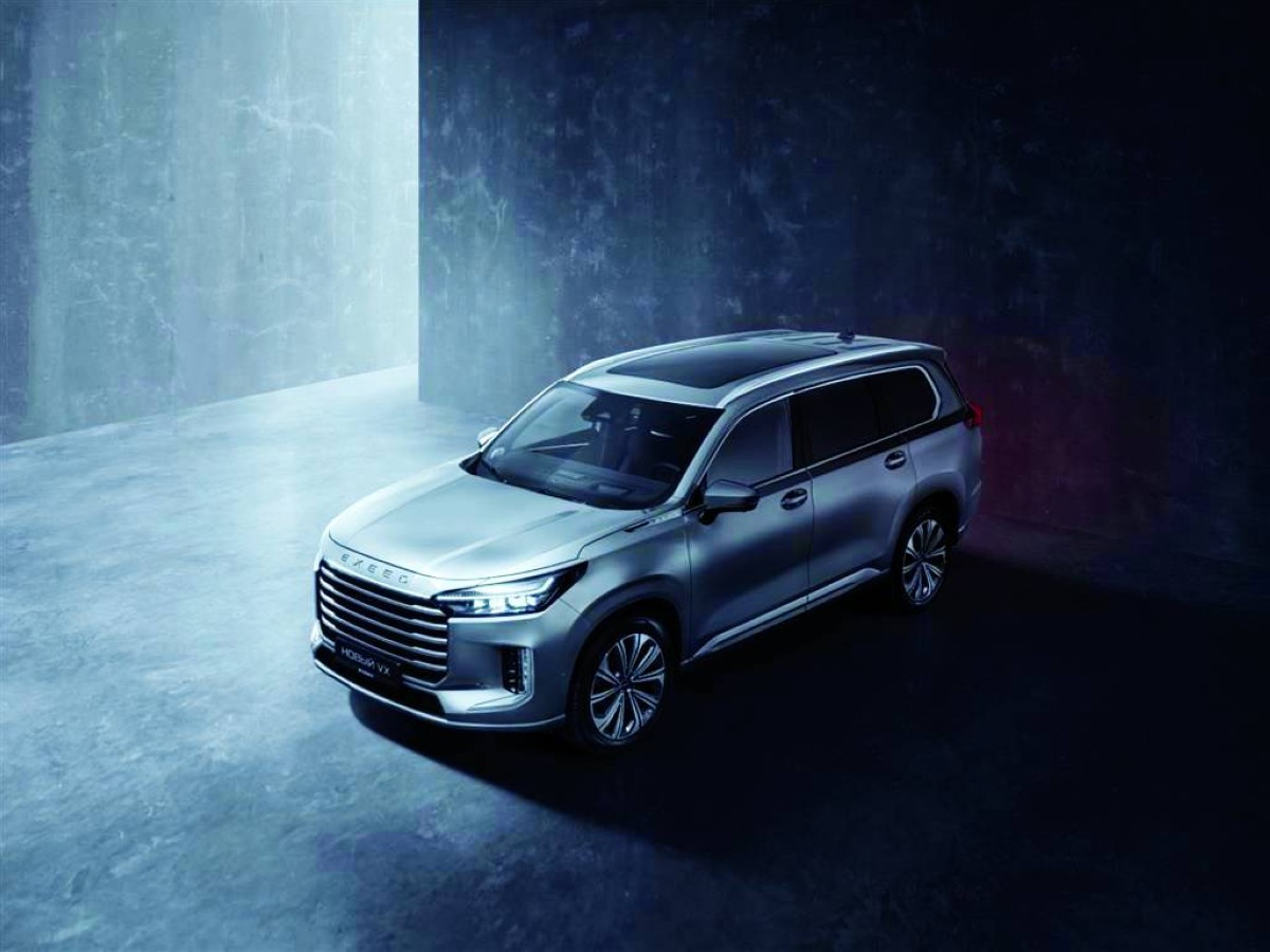 علامات السيارات العالمية تتوسع بمنافذها في أسواق الإمارات