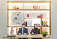 تعاون بين «تنمية المجتمع في دبي» و«لويس فويتون»