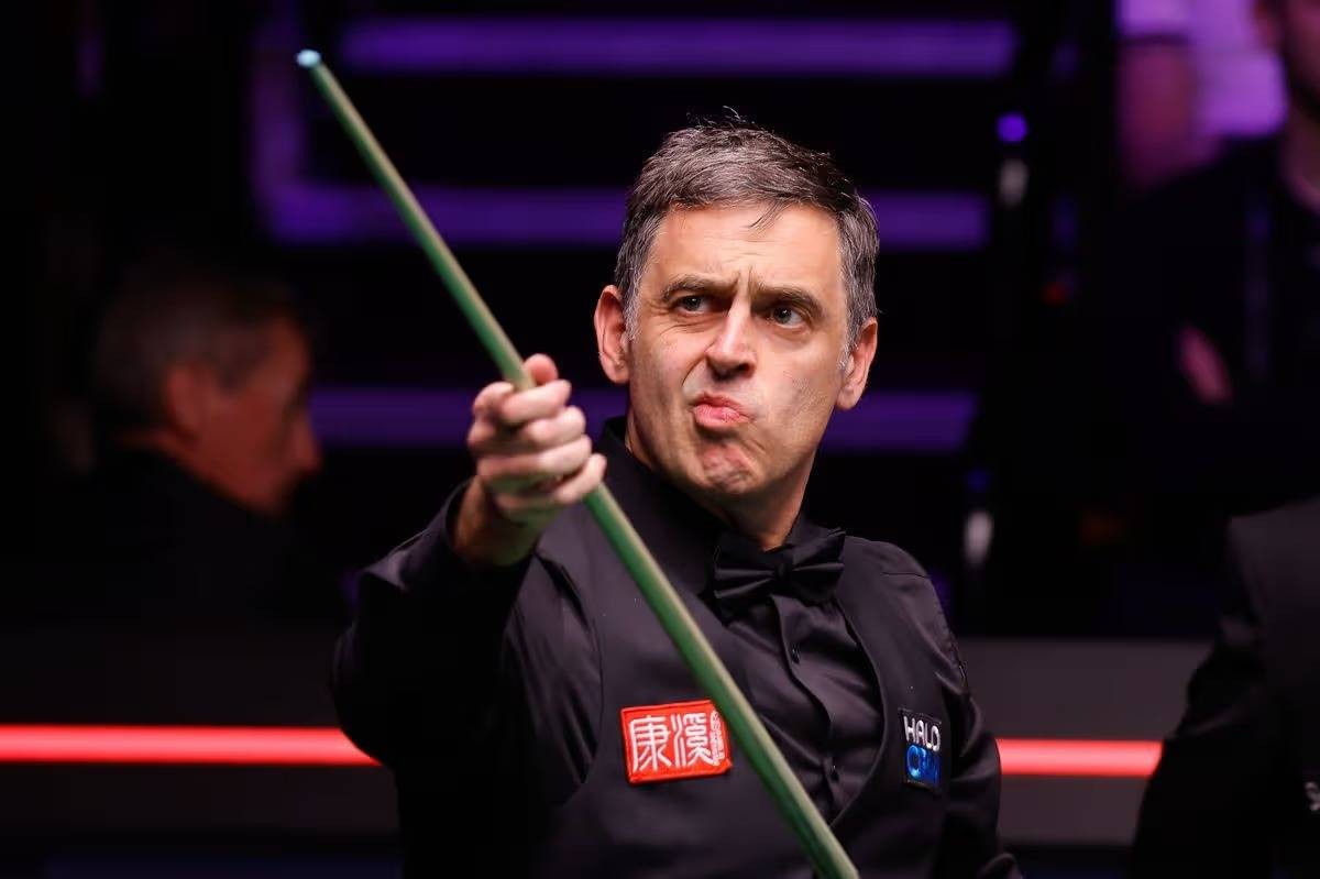 أسطورة السنوكر العالمي، البريطاني روني أوسوليفان